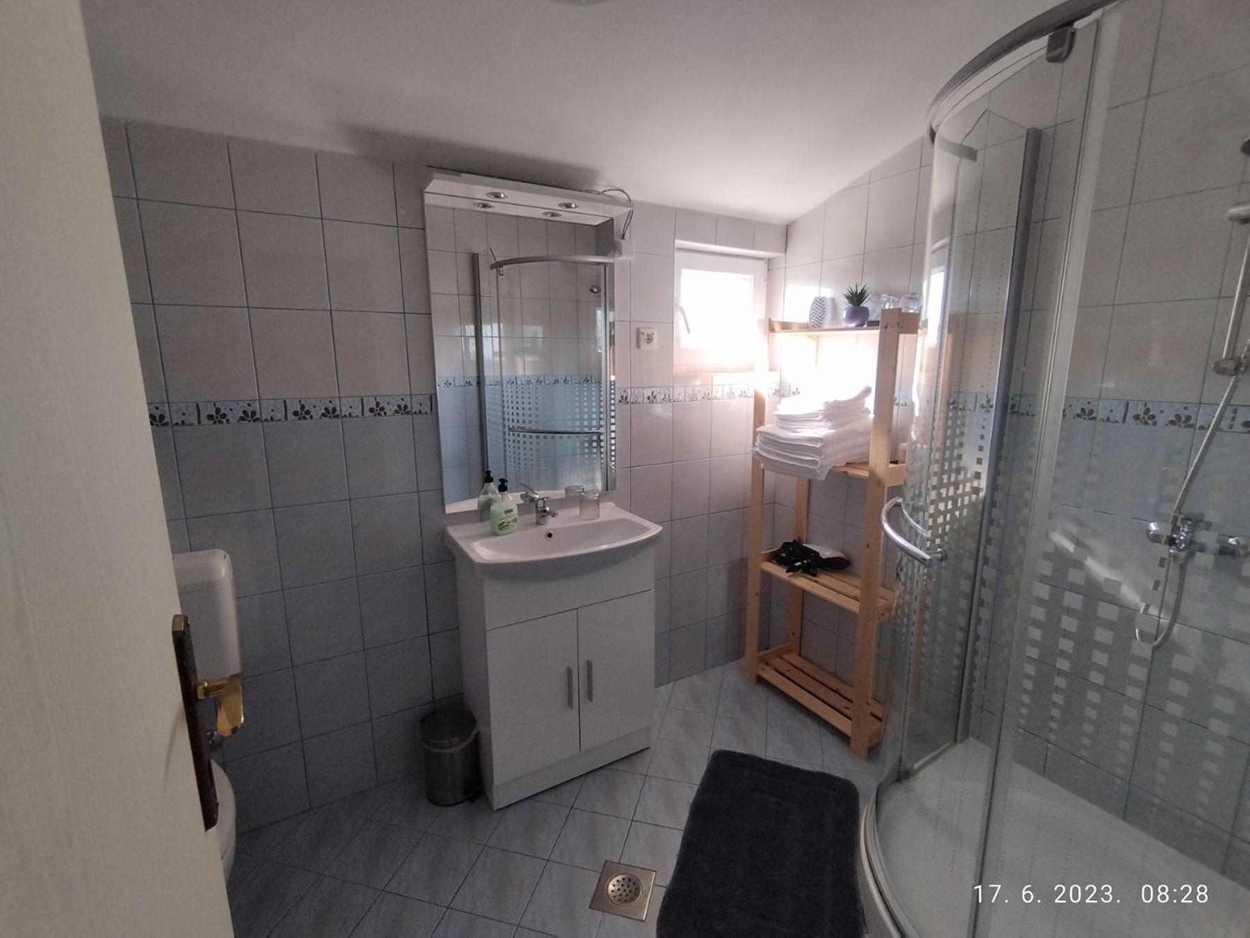 Apartment Zelena Oaza Sisan 75 M2 - 2 Bedrooms ภายนอก รูปภาพ