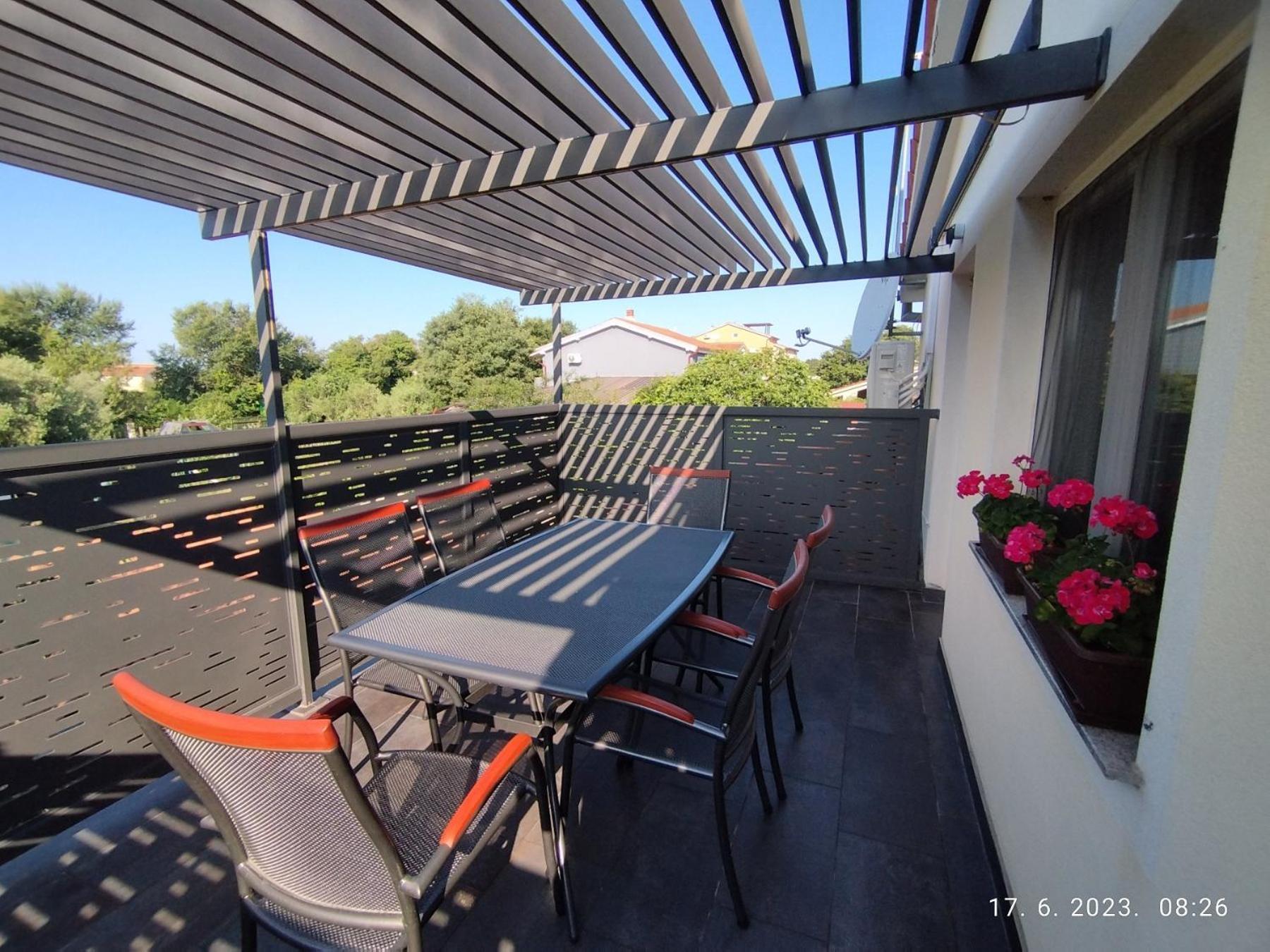 Apartment Zelena Oaza Sisan 75 M2 - 2 Bedrooms ภายนอก รูปภาพ